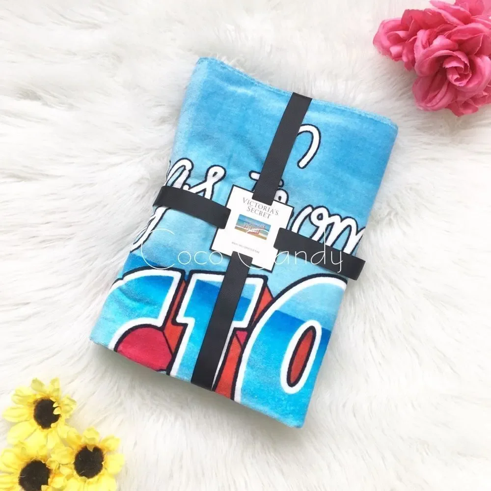 🆕Victoria's Secret Beach Towel